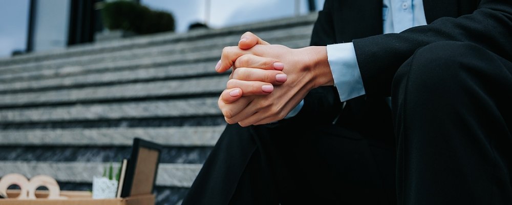 What Happens if I Lose My Job While on an H-1B Visa?